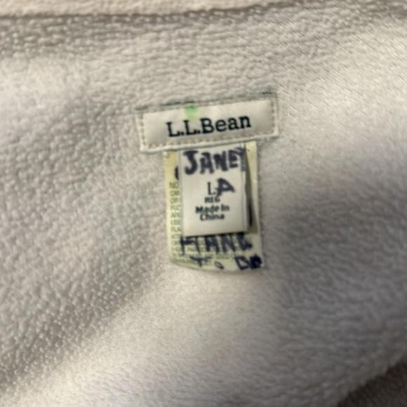 LL Bean, women’s long sleeve, button-down cotton shirt with fleece lining large - Picture 4 of 5